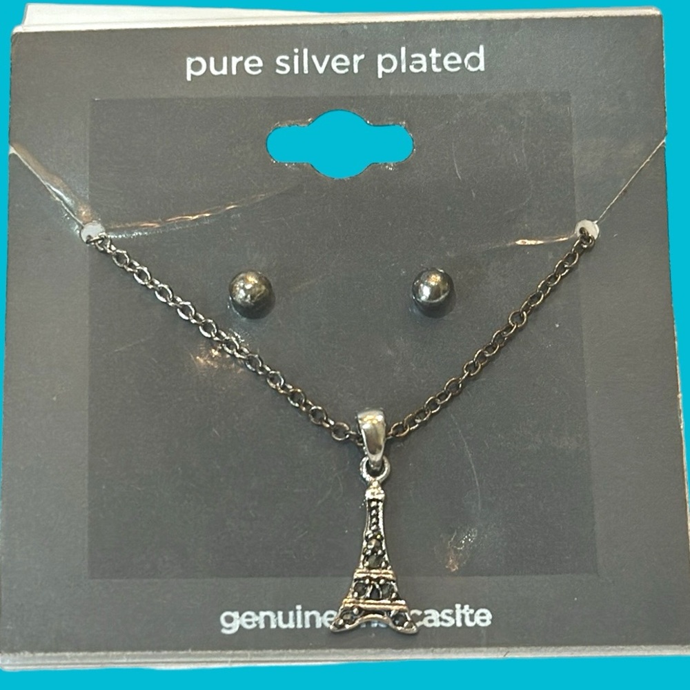 MARCASITE EIFFEL TOWER SILVER NECKLACE‎ AND EARRINGS